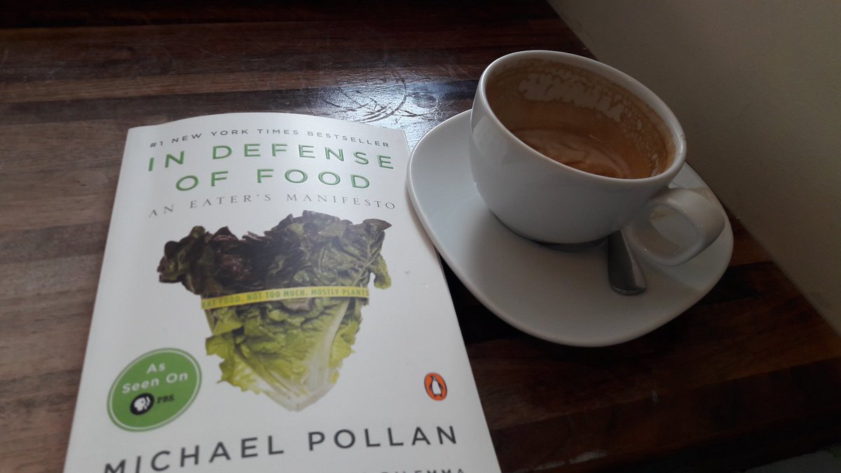 HollyJohnso's tweet photo. Loving #indefenseoffood by @michaelpollan. "Eat food, not too much, mostly plants." "Eat local, shake the hand that feeds you." https://t.co/8bojo2oi36