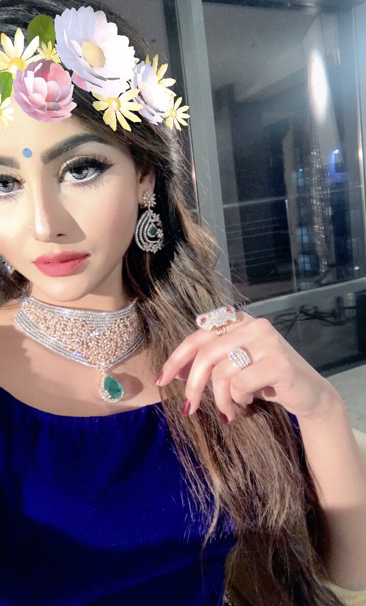 brishtysky's tweet photo. “Shooting New TVC @malabargoldanddiamonds ... Coming Soon 🎥🎥🤗!!” https://t.co/nL6wJBi7lF