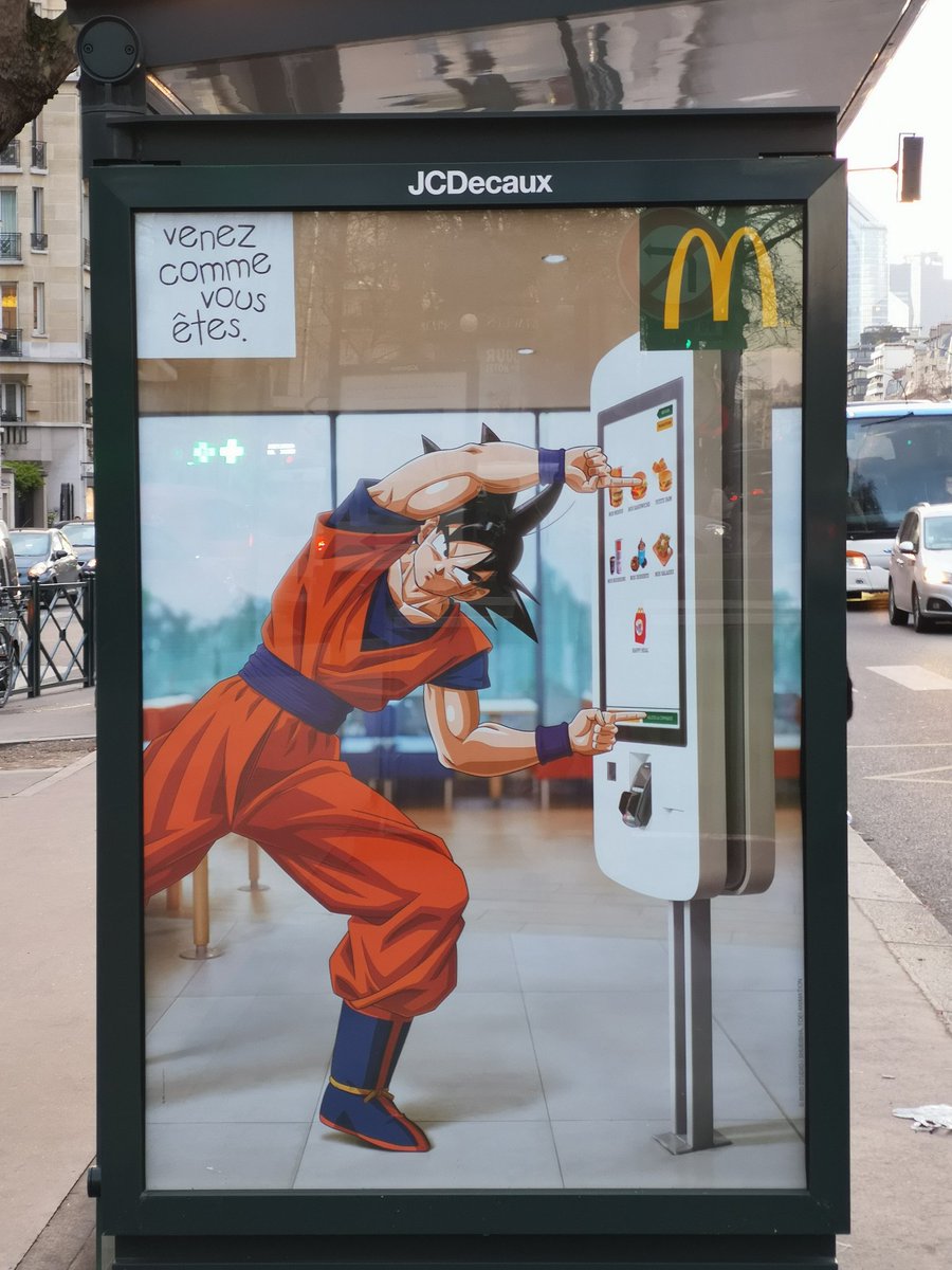AnhPhanFr's tweet photo. Bon bah respect au McDo ;) #DragonBallZ https://t.co/oJUcDTVmIa