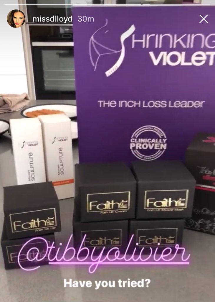 TibbyOlivier's tweet photo. Love love love @missdlloyd ❤️😘🙏🇬🇧@TibbyOlivier tibbyolivierskincare #tibbyolivier #shrinkingviolet #faithlift #faithliftmask #facelift #nonsurgicalfacelift #shrinkingvioletbodywrap #inchloss #shrinkinginches
https://t.co/ACDFcY0DPa https://t.co/rMtTTRMavJ