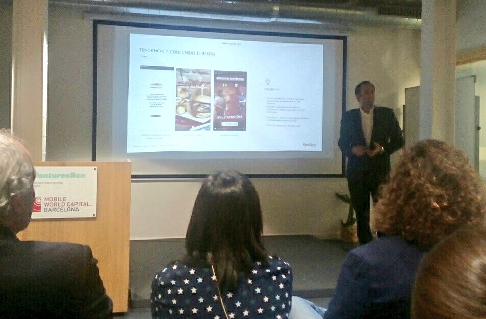 epsilontec's tweet photo. ¿Las claves del #branding en #redessociales? Apoyarse en la historia de la marca y en el hiperrealismo @danidevai @TheValleyDBS #PanelIcarus #tendenciassocialmedia2018 https://t.co/ElS8JM4Hxt