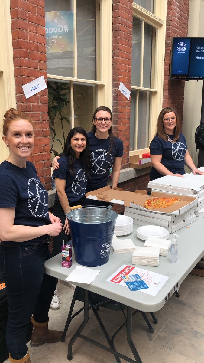 SmithBusiness's tweet photo. Only a few minutes left to swing by #GoodesBye. Come celebrate becoming #SmithAlumni with pizza & information about all the resources at Smith. https://t.co/EiwnvBjXZm