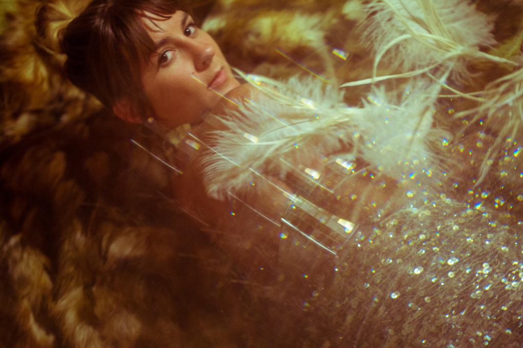 CROSSFIRE – THE VERIGOLDS {INTERVIEW/ MUSIC VIDEO} nakidmagazine.com/2018/03/21/cro…