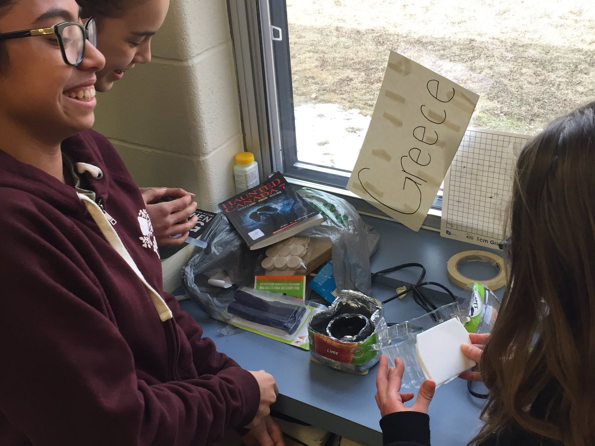 ms_thorne's tweet photo. Science comes alive! Building thermal and filtration devices in Intermediate. #sciencerocks @staugustinewcd https://t.co/EekSCg28XO