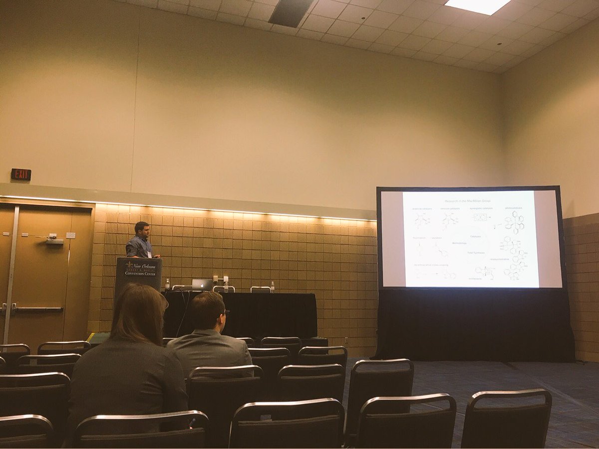 MacMillan_Lab's tweet photo. After @jeflip's talk on polypyrroloindolines this morning, group alum Dave Martin (@UCRiverside) is kicking off the afternoon session on #TotalSyn. #ACSNOLA https://t.co/ZbttX6a13g
