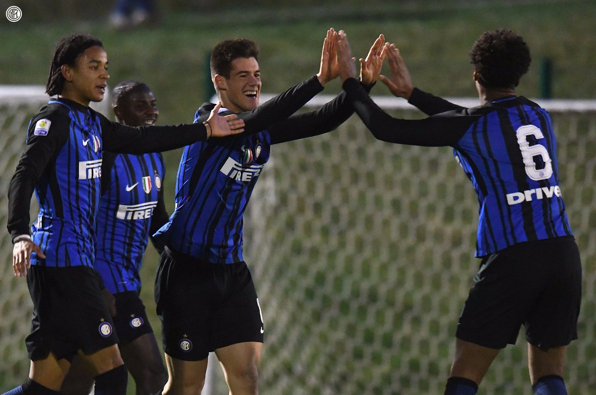 Inter_en's tweet photo. ⏱| #InterProVercelli will have to be settled from the spot after it finished 1-1 after 90 minutes. Brignoli and Della Morte with the goals. 

#ViareggioCup https://t.co/TIuBhVQOlM