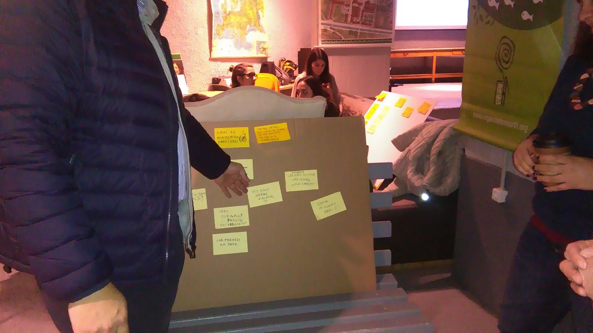 D4F_org's tweet image. During our mini workshop teams did a #servicedesign walkabout or service safari to experience first hand public transportation services in Athens. Now back sharing insights #ggovjam #govtaster @openchangeuk @AthensGovJam