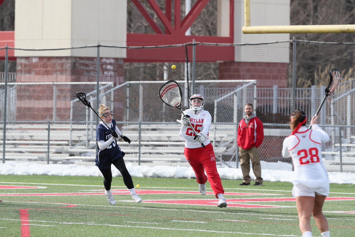DarlZehrPhoto's tweet photo. Congratulations @CortlandLax goalie Annie Casey @SUNYACsports goalie of the week on the win over Ithaca.  More game photos at: https://t.co/UsyQVdCg0r #dragonsarereal https://t.co/Es3rIrqwOI