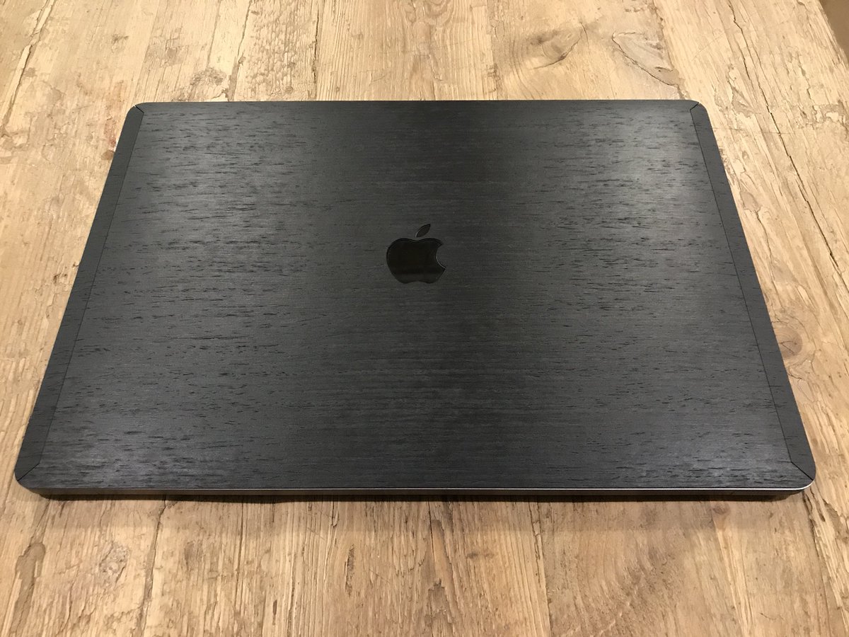 Thanks @cover_up for this amazing wooder cover for my @Apple MacBook 💻 #NaturallyDifferent