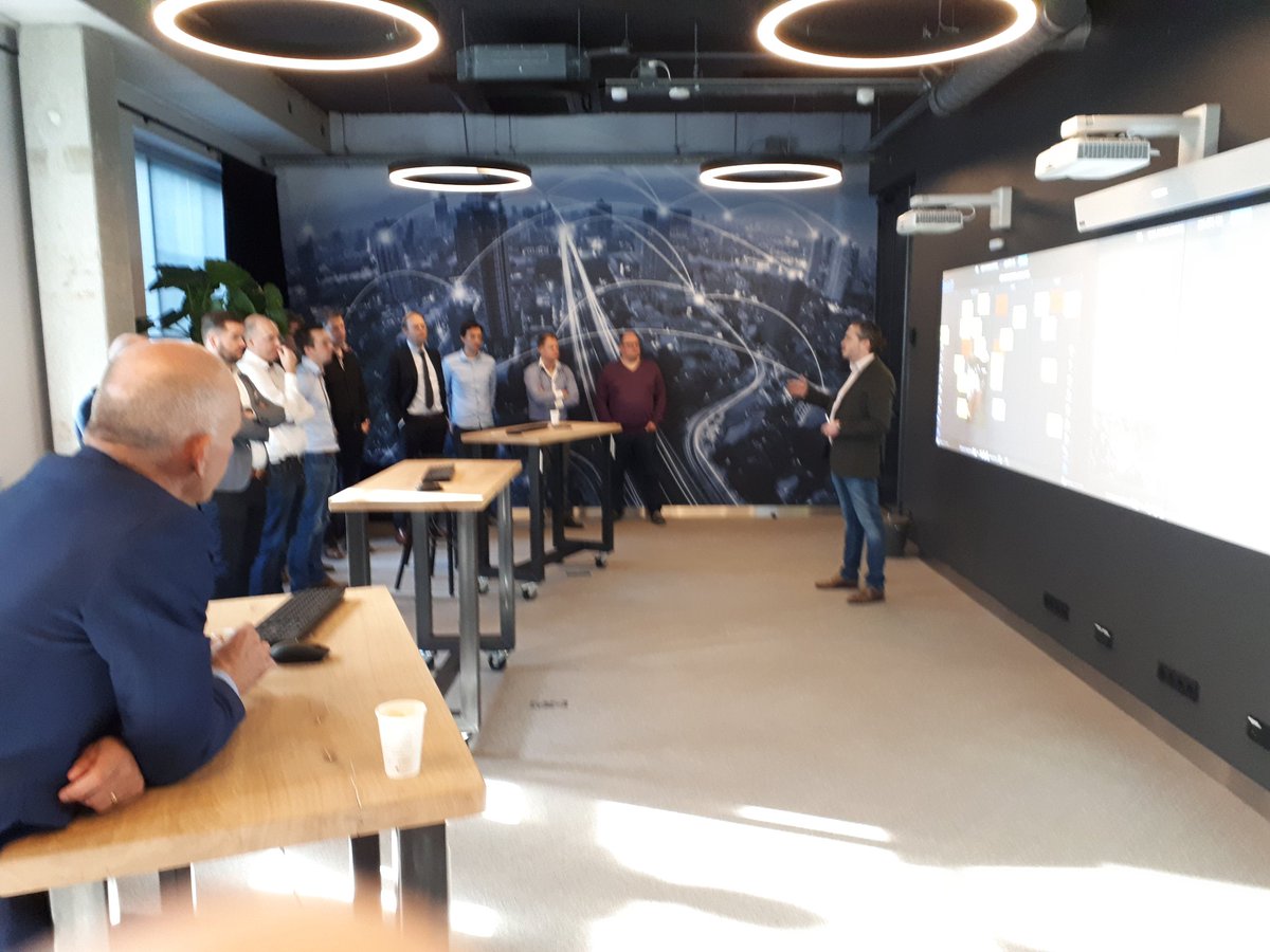 BramKreunen's tweet photo. @VolkerWesselSSB: Inspiratie + werkafspraken #VICO #Trimble met collegas @VolkerWessels BVGO Noord-Oost #DigiBase Thanx! @RenedeGroot1971 @EdwardPost1978 @bryanbosch https://t.co/XseNbzPniv