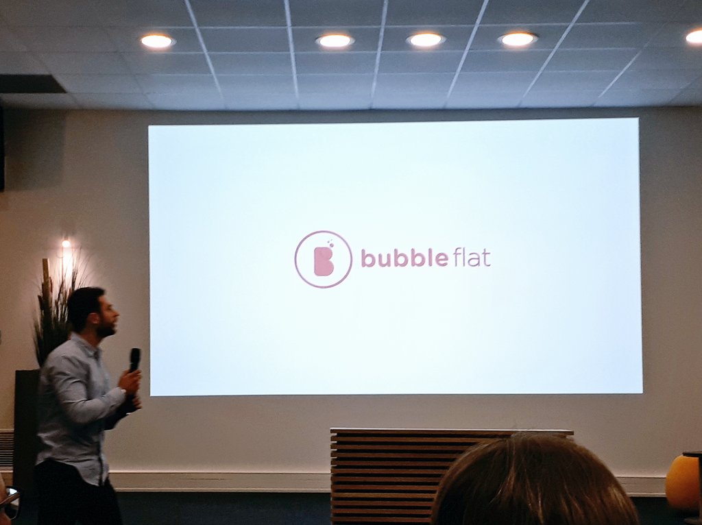BInno_byCA31's tweet photo. @bubbleflat_fr révolutionne la colocation entre étudiants et clôt  cette 4ème édition du #CIEbyCA31. @CA_Toulouse31 @VillageCA31 https://t.co/D5Pd7slHeb
