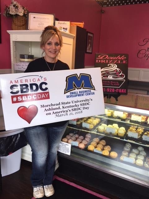MSU_SBDC's tweet photo. Showin’ the LOVE on #SBDCDay 2018 -Ashland, KY SBDC client, Tracy Vipperman, Double Drizzle, Meade Station Plaza, Ashland, KY. Best known for delicious cupcakes, custom cakes, fudge, candy, cookies, cream horns, banana nut bread &amp; more all made fresh daily. Call (606) 928-2253 https://t.co/NM8Rh67M28