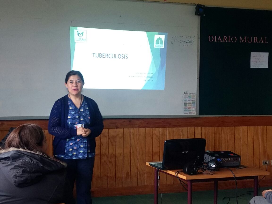 SSDelReloncavi's tweet photo. Equipo de Salud Del @SSDelReloncavi en Provincia de Palena realizando difusión y educación de la tuberculosis @HospitalChaiten @RadioHualaihu  @futaleufuhosp Día Internacional contra la #Tuberculosis este 24 de Marzo https://t.co/lrqZ6Sgp0K