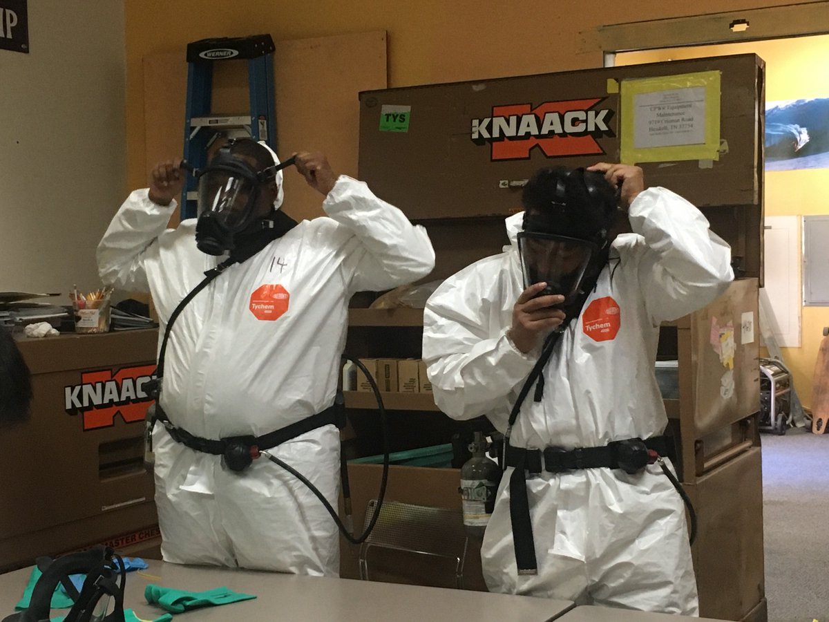 JobTrain's tweet image. The Project Build class at JobTrain has suited up and are ready to learn hands-on how to properly and safely suit up and tackle the toxic fumes in a workplace! #JobTrain #ProjectBuild #HandsOn #MotivationMonday