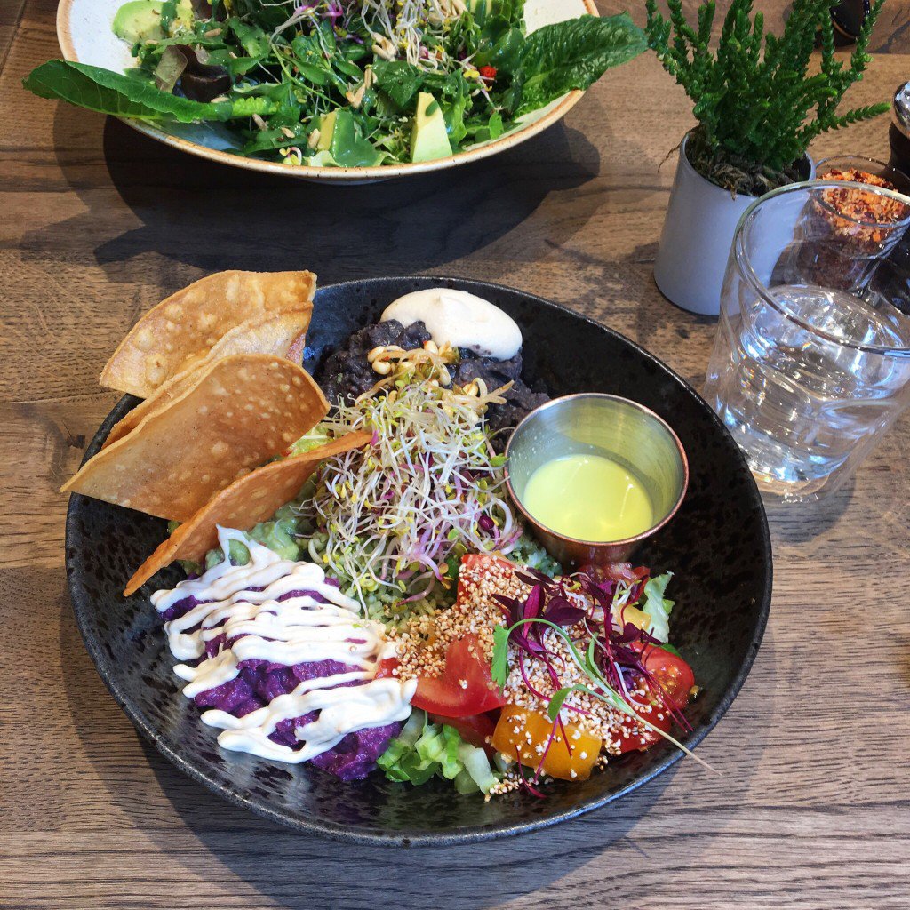 Stop what you're doing and eat some real food <a href="/farmacyuk/">FARMACY</a>