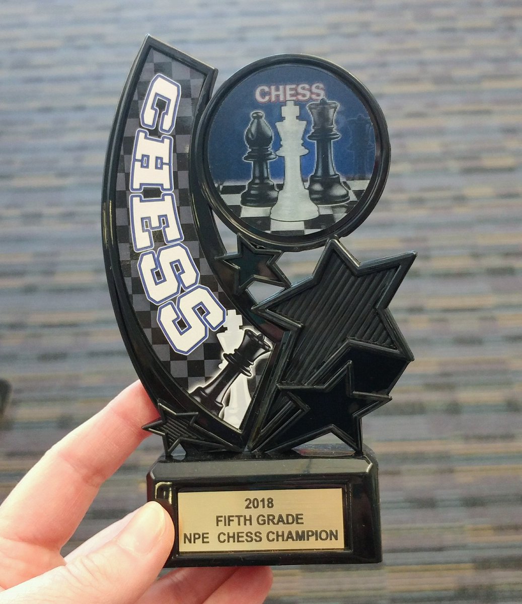 KrisFerguson17's tweet photo. NPE 5th grade "road to the final four" #chessclub #bracketology @dziegler15 @MarkMpotter17 @lafave_ https://t.co/wCpntnkg5l