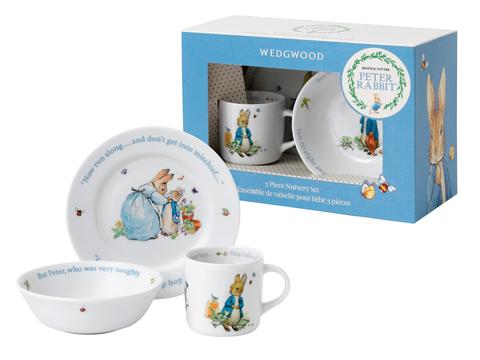 LavenderF1's tweet photo. #peterrabbit #wedgwood #peterrabbitgifts https://t.co/SQ23r7VqRG https://t.co/ABgxC33hWy