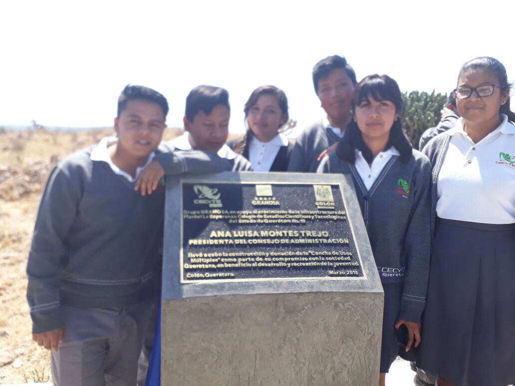 CECYTEQueretaro's tweet photo. Agradecemos el apoyo recibido por parte del municipio de Colón y a su presidente municipal @JAlejandroOchoa por hoy a la inauguración de la cancha y arcotecho del plantel La Esperanza que benefician a los alumnos de nuestro Colegio al brindarles espacios dignos. #SomosCECyTEQro https://t.co/AtqnwUTVPB