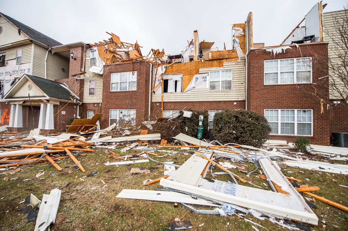 WKUIFC's tweet image. For every RT, we will donate .10 cents to the tragedy at Jacksonville State University. We stand and support JSU and understand what you all are going through. Our thoughts and prayers are with you all. Stay strong! #JSUStrong