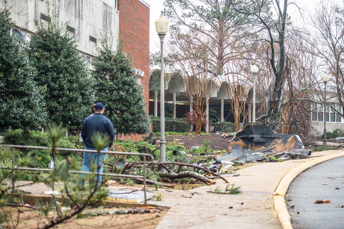 WKUIFC's tweet image. For every RT, we will donate .10 cents to the tragedy at Jacksonville State University. We stand and support JSU and understand what you all are going through. Our thoughts and prayers are with you all. Stay strong! #JSUStrong
