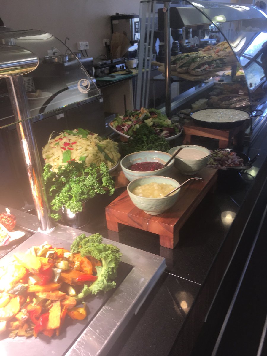 DawnPowell19's tweet photo. Carvery Day at Worcester County Hall! @JonWhittle1 @ServestFoodCo https://t.co/fKVpGQzPx8