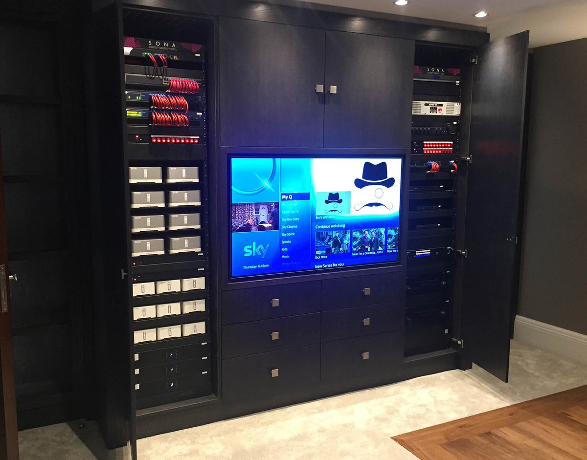 overskæg kjole mammal SONA on Twitter: "Thanks to @Sonos UK for the custom install training  today. Nice to see some our of installations featuring in the training  presentations. Here's a picture of the featured installation,