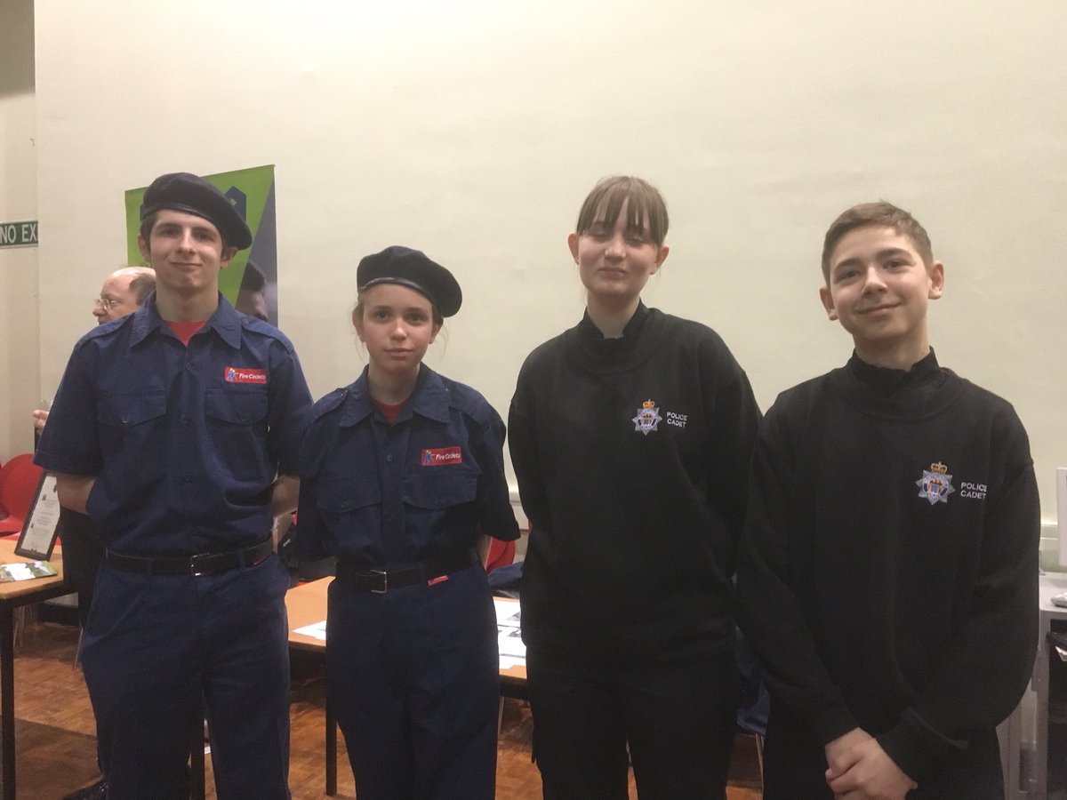 ianbell1968's tweet photo. @Tyne_Wear_FRS @northumbriapol Cadets at the High Sheriff farewell reception at Norham High School, very smart turnout 👩‍🚒👨‍🚒👩‍✈️👨‍✈️ @NPChInspHBarron https://t.co/qP6DNEbQFp