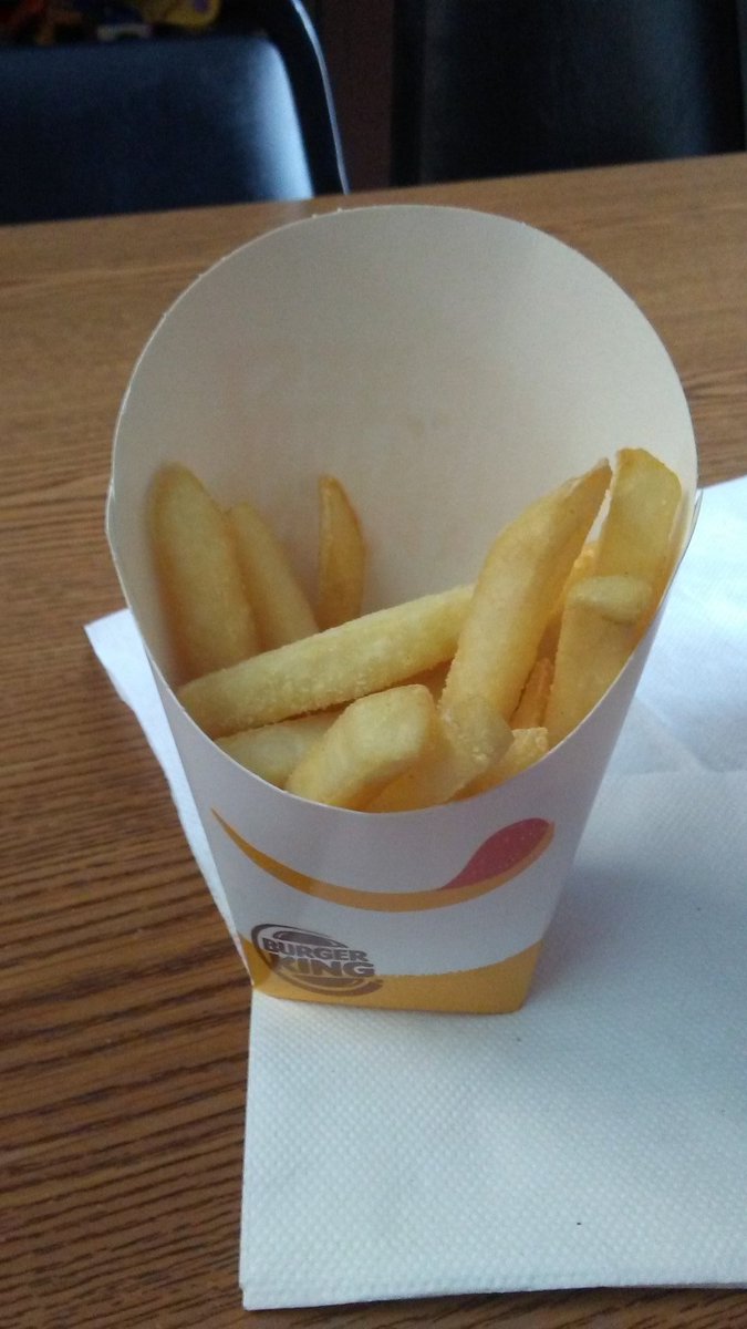 MissStacy11465's tweet photo. @BurgerKing #Where AreTheFries #FryFail #MoneyNotWellSpent https://t.co/fTWbTkUK0C