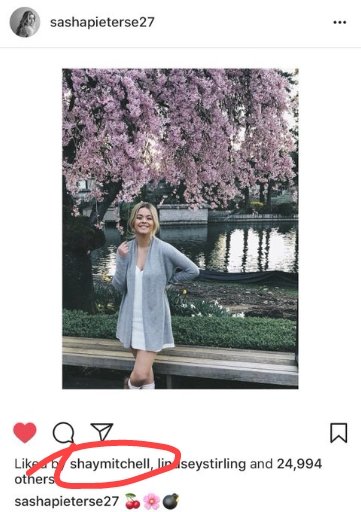 shayy_mitchie's tweet image. Sasha abençoando a TL com essa fotinha linda e fofa ao mesmo tempo... Que com a curtida da Shay fica ainda melhor 💞🌈 #Sashay #EmisonFamily #PLLThePerfectionists