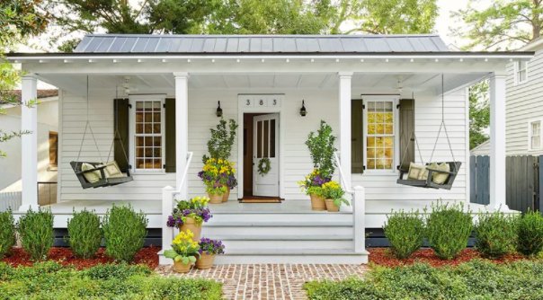 HomeBeautiful's tweet image. A small living space doesn’t mean you have to sacrifice style — and these decor ideas prove it! bit.ly/2GO14SF #Design #Home