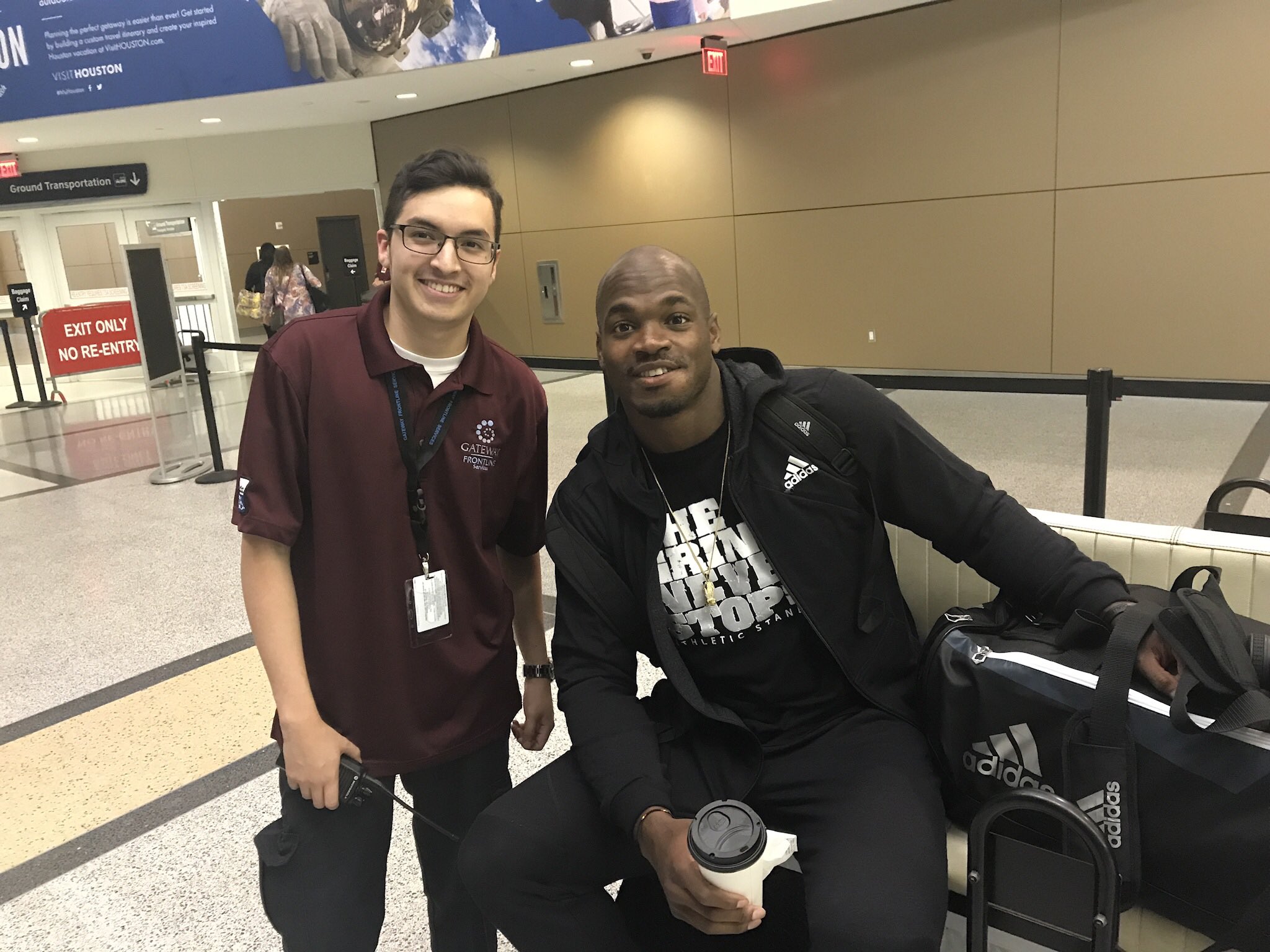 Happy birthday to, Adrian Peterson, one of the greatest running backs of all time 