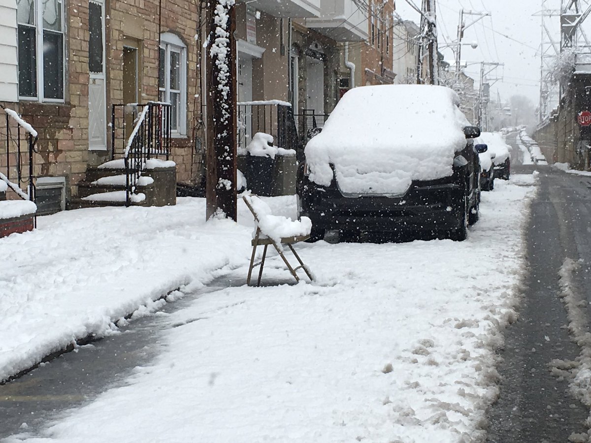 Christie_Ileto's tweet photo. When parking is prime in Manayunk, #Savies are a real thing‼️ @6abc https://t.co/Fx1ARwExDL