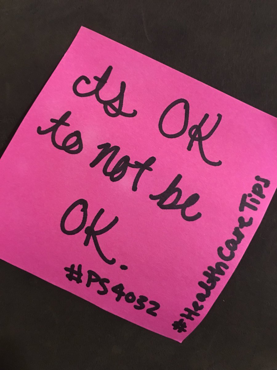 NataliePeytonD's tweet photo. Go check out the #PS4032 Heath Care Tips board in the Sudent Union! https://t.co/ZkC7WkECdz