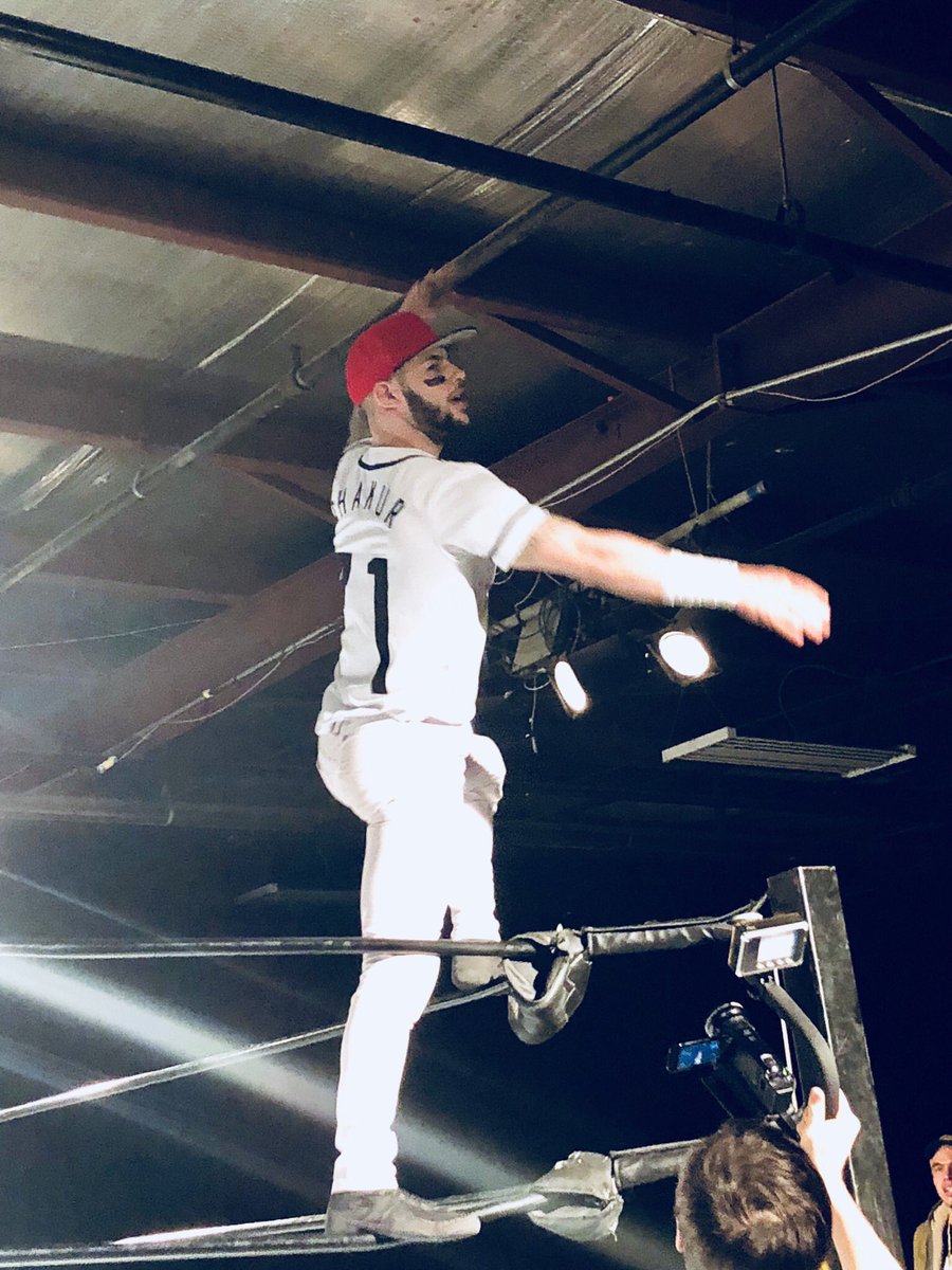idontlovethat's tweet photo. Strike one, got you by surprise
Strike two, right before your eyes
Strike three, oh I got you out
Without a doubt, I got you out

My Bae @TheTreyMiguel a KING 🤴 

#RockstarPro #RockstarProAMPED #MidwestTerritory https://t.co/UVM6oSrGJf