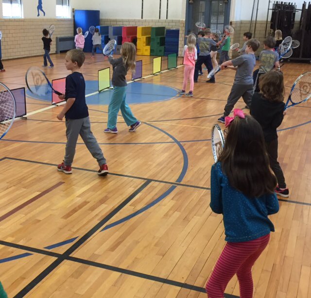 BeccaRussell3's tweet image. Great first day of tennis fundamentals at Sequoyah Elementary!  Local tennis instructors provided the equipment and expert instruction.