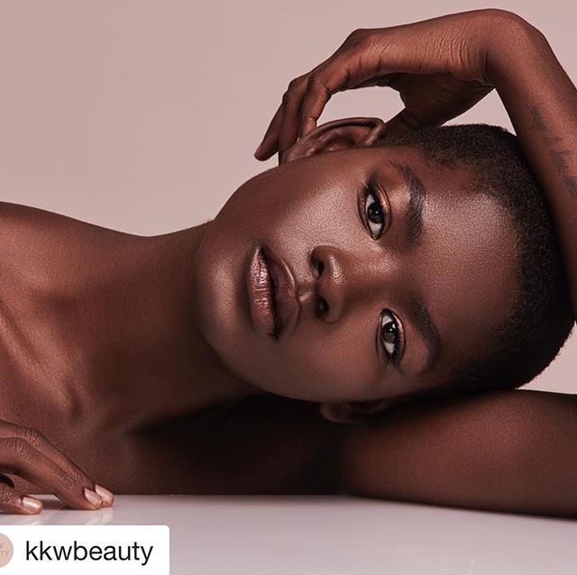 skinlabusa's tweet photo. Congrats to our beautiful client @mounafadiga on her #KKW campaign. She is as beautiful on the inside as she is on the outside 
#innerbeauty #kimkardashian #kkwbeauty #skinlab #beautycare https://t.co/udt6OdbBgc https://t.co/S4RFfXUMIC
