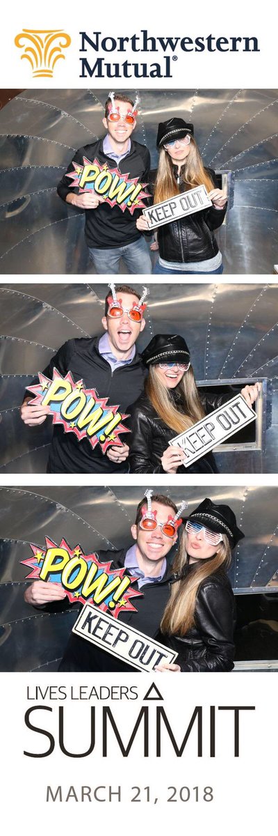 aconkright's tweet photo. #photoboothing with @southernbuss #livesleaders https://t.co/Wyj6R9NAPT