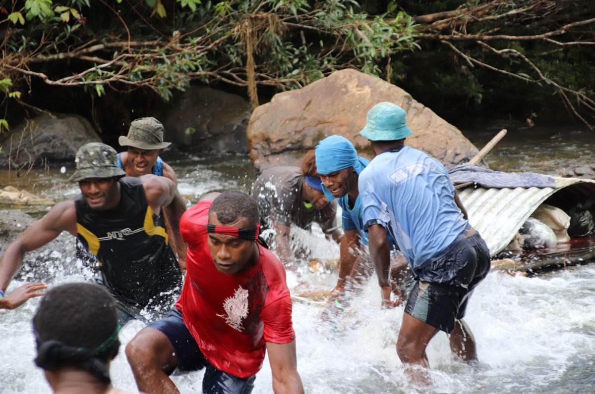 oxfampacific's tweet photo. This #WorldWaterDay we celebrate &amp; remember communities overcoming tremendous odds to secure safe, accessible #water, like the people of #Nakida village in #Fiji   https://t.co/ua9I70iOq3 https://t.co/1bhra9EAWk