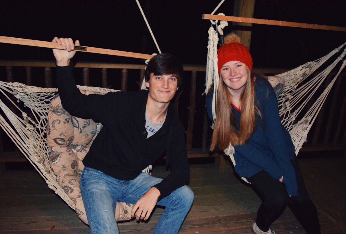 mattyphillipss's tweet photo. I highly recommend dating your best friend https://t.co/0udyd4i2C7
