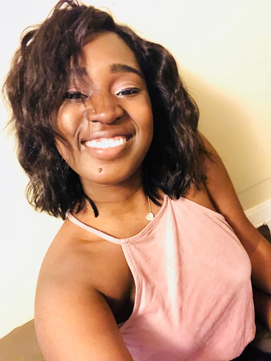 ay_itsmillie's tweet photo. Here’s some birthday selfies for the timeline 💕🎉 https://t.co/aX4vPRR9Fk