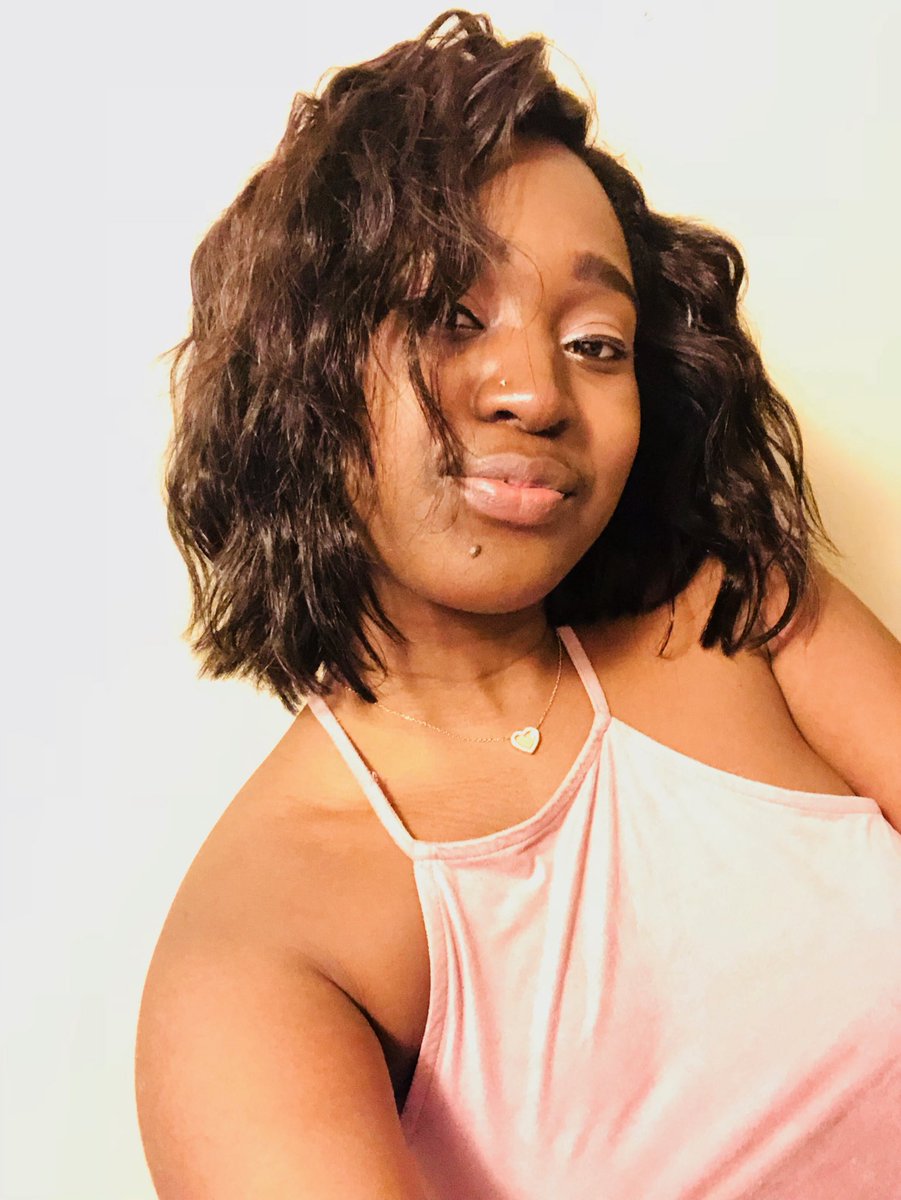 ay_itsmillie's tweet photo. Here’s some birthday selfies for the timeline 💕🎉 https://t.co/aX4vPRR9Fk