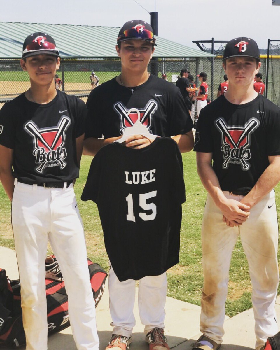 cade__wood's tweet photo. Still crazy to think itβs been one year. I miss you more and more everyday. Love you luke.π #live4luke https://t.co/XIOXGZE5Aa
