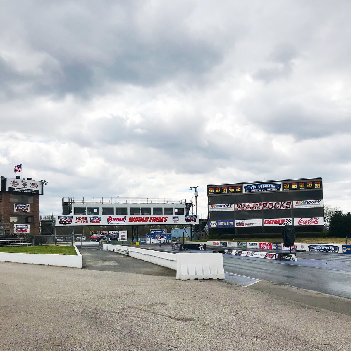 tpglive's tweet photo. Feeling right at home today at @racemir doing production site visit for our @mgunderground show in a few weeks at @superchevyshow #msgproduction #racemir #msgstrategy https://t.co/Dhs4FDCh1p