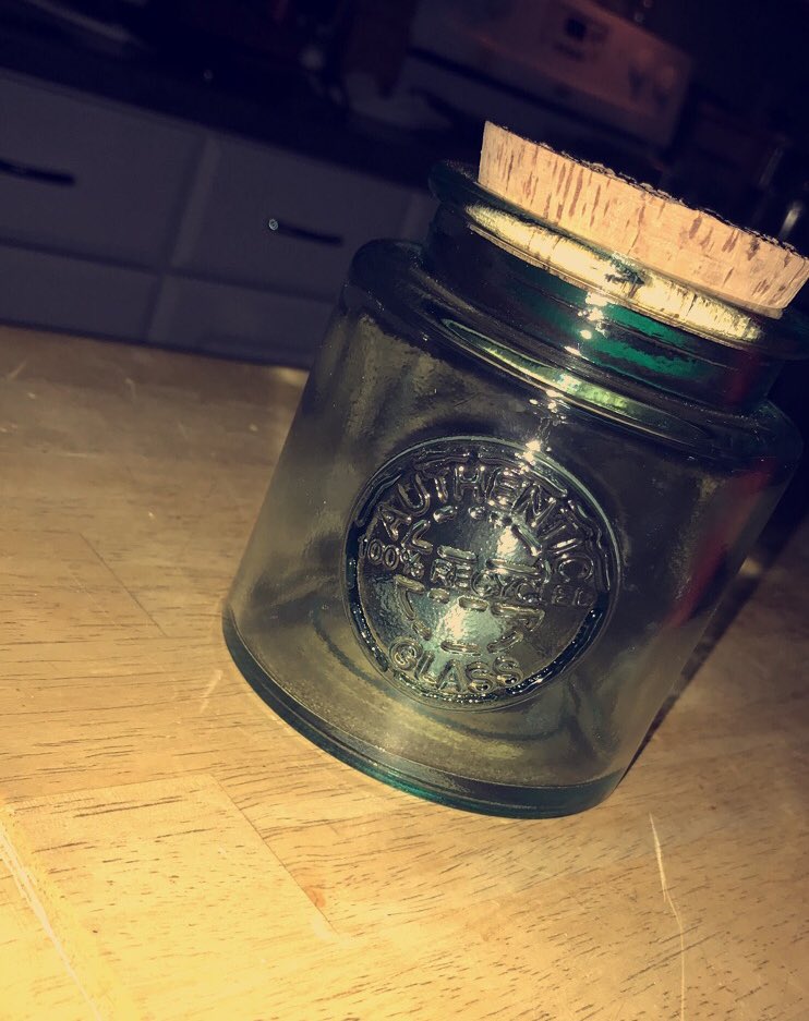 Cloey_G_'s tweet photo. Yup I bought a jar for my ring pops 😬🤷🏽♀️ #SevenMoreToGo https://t.co/UTNXa0nwep