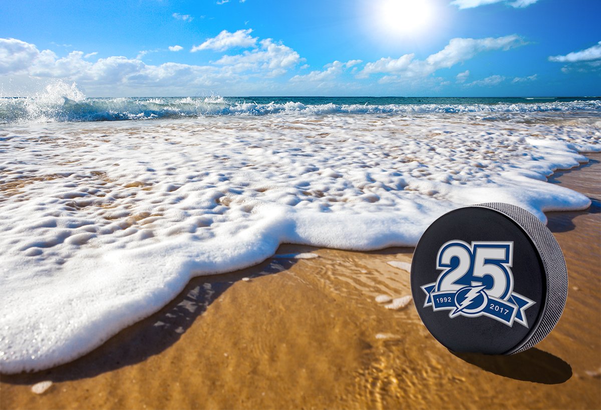Are you our next winner? Share your #Bolts + beach photos using #HockeyInParadise and you could get hooked up with @TWResorts day passes and ⚡️ tickets!

Rules: tbl.co/17-18paradise