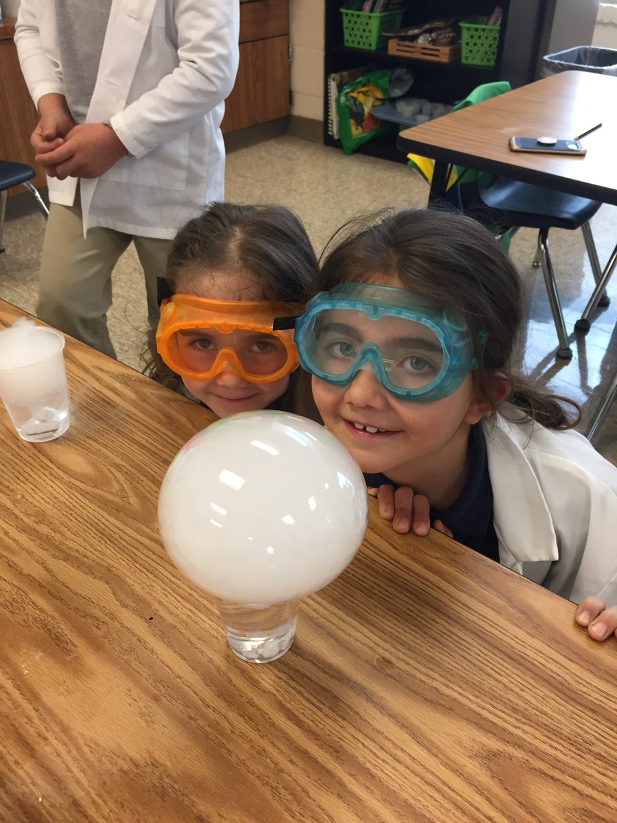 FRAHEADofLS's tweet photo. There’s really just not enough space for all the photos of awesome experiential learning happening in the Lower School’s first ever #InterimWeek! @FRApanthers https://t.co/b1AMP50xKF