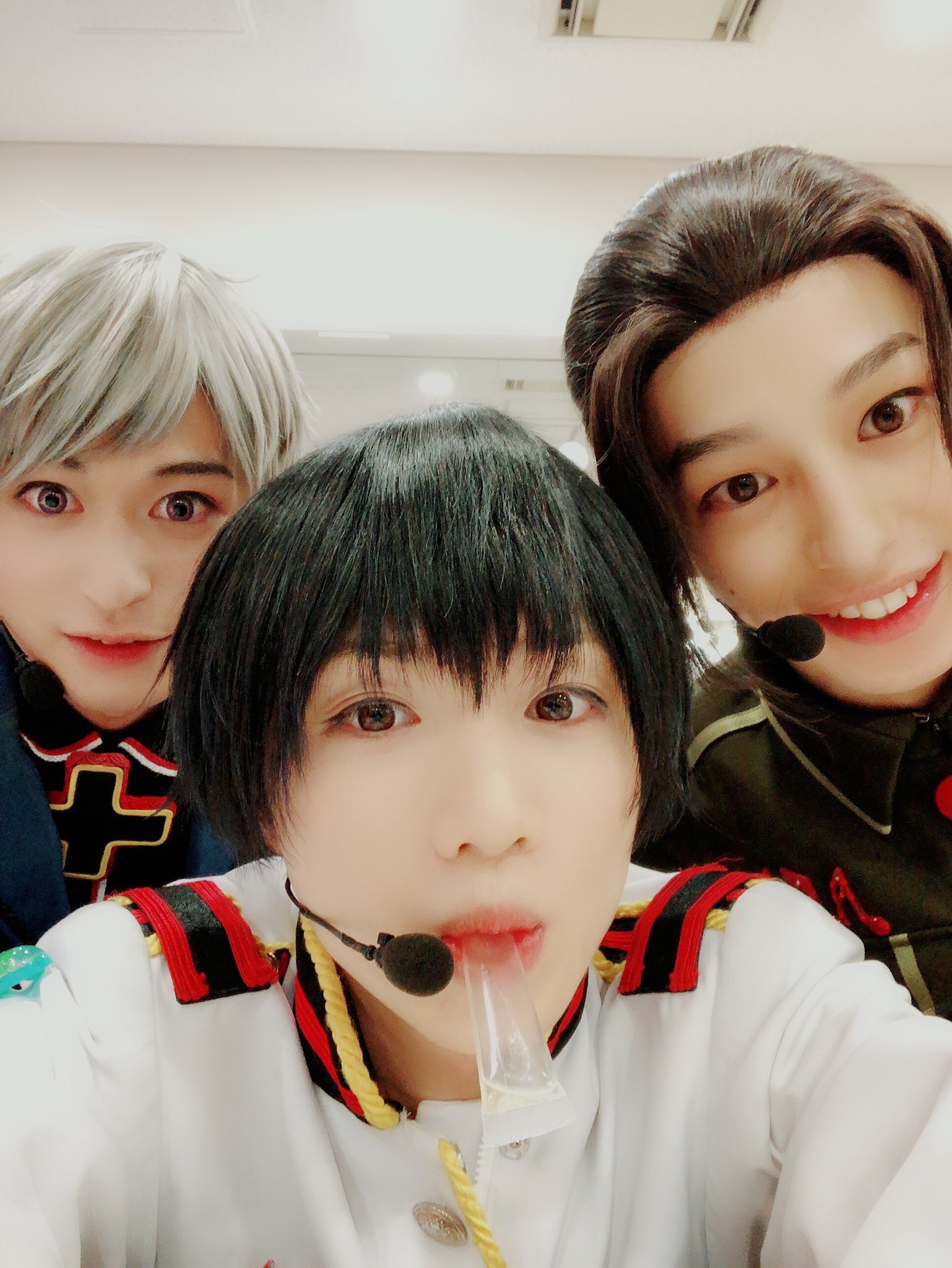 高本学 ヘタミュfinal Live全ての公演が終了致しました 大好きな人達とどんなに大変でも支え合って舞台やliveが出来たこの時間は本当に愛おしかったです このカンパニーに入れて良かった プロイセン という役に出会えて良かった 高本学 ヘタミュfinal Live全ての公演が終了致しました 大好きな人達とどんなに大変でも支え合って舞台やliveが出来たこの時間は本当に愛おしかったです このカンパニーに入れて良かった プロイセン という役に出会えて良かった