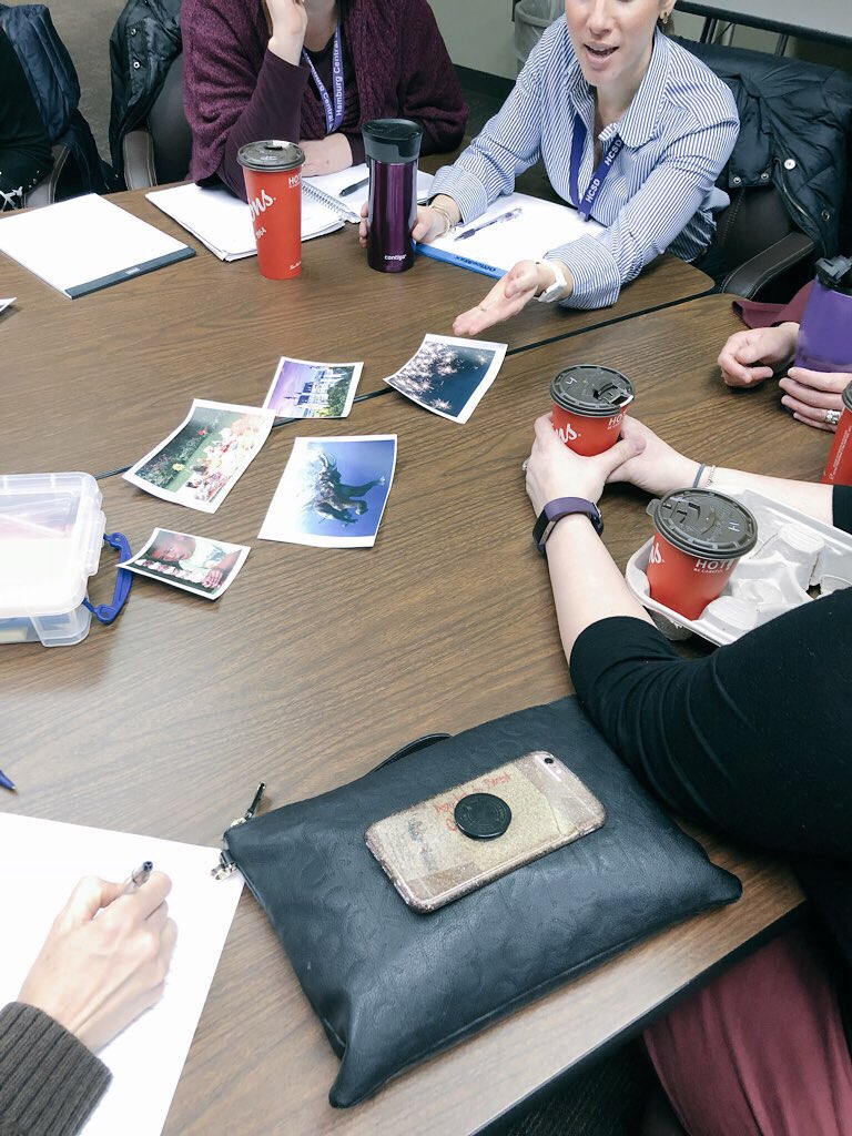 kaitlinanne13's tweet photo. Trying something a little different with 1st grade Ts this morning... dipping our toes into #makingwriting  @AngelaStockman #hamburgcentral #hamburgschools #hcsdlearns https://t.co/GZ9CG5ctrM