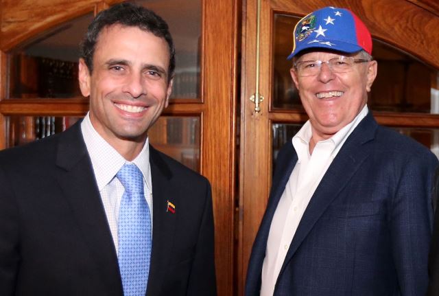 aaguillon's tweet photo. #ElQueSeMeteConVenezuelaSeSeca Tienen más vista que un pato macho... Cómo se goza ganando, cuerpo adolorido!!!
El perrito faldero @ppkamigo no va a la cumbre. Cumplió su palabra: No verá a @NicolasMaduro!!! https://t.co/IKgzyLnal1