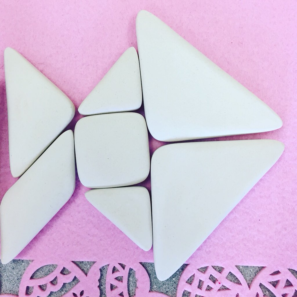 FDK_Lightning's tweet photo. Exploring with some beautiful tangram puzzles today. These are lovely to hold and touch, as well as being good for shape recognition and visual spatial awareness. #pebbles #tangram #4frames #psi #visualspatialawareness #tangrampuzzles https://t.co/fWOIFQsCII
